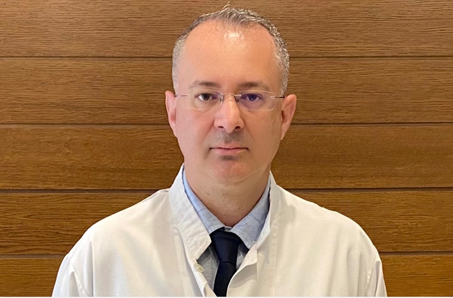 Dr. Lambros Dimolelis